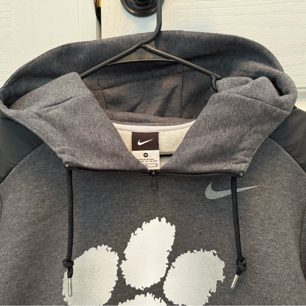 NWOT women’s Nike Clemson sweatshirt, size medium - Picture 3 of 8